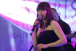 Przed laty zrezygnowała z Idola, dziś żyje między Polską a tropikami. Hania Stach szczerze o swojej karierze