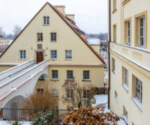 Dom Profesorów na ul. Brzozowej w Warszawie
