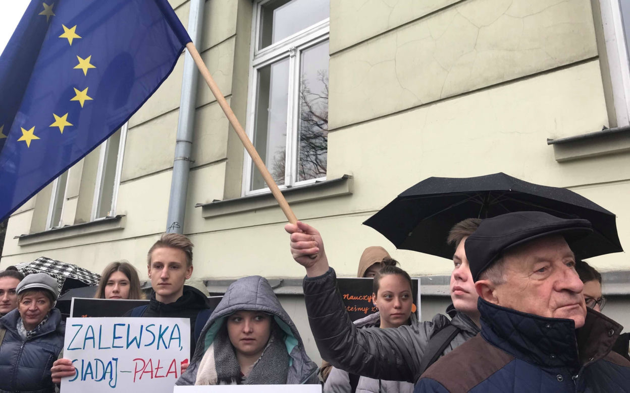 „Kuratorium do roboty”, „Zalewska, nie zdałaś”. Strajk uczniów w Lublinie