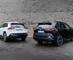 Suzuki Across Plug-in Hybrid i-AWD e-CVT Elegance & Toyota RAV4 Hybrid i-AWD e-CVT Black Edition by JBL