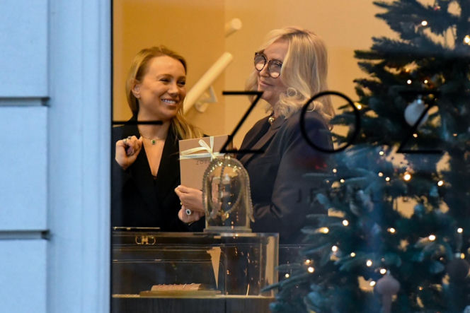 Agata Młynarska na zakupach u jubilera