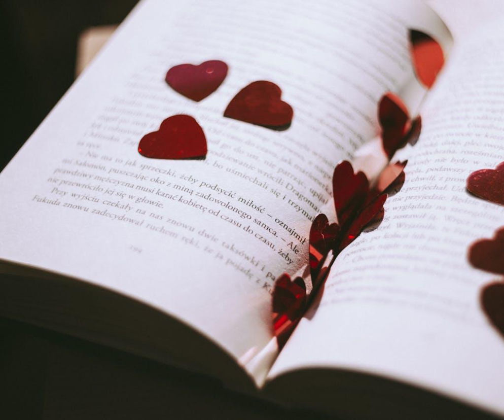 Najlepsze książki romantyczne na spokojne wieczory i chwile tylko dla siebie