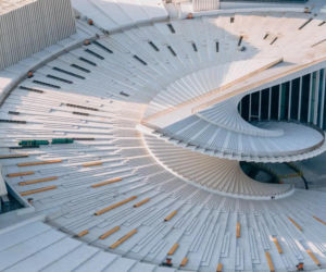 Opera jak rozłożony wachlarz. Szanghaj za kilka dni otworzy nowy gmach projektu Snøhetty
