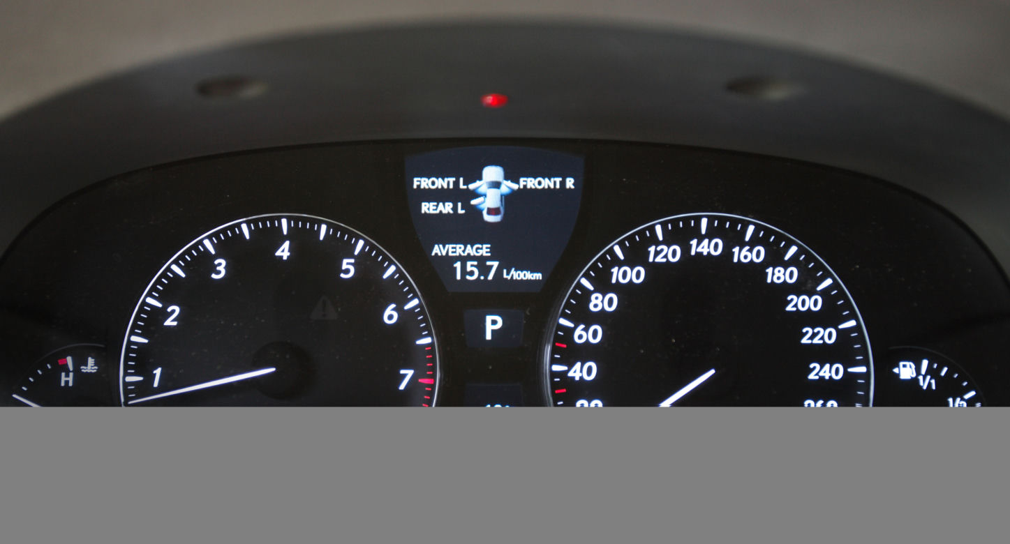Lexus LS 460