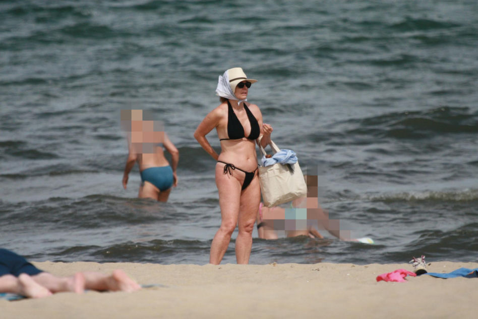 Ewa Skibińska na plaży