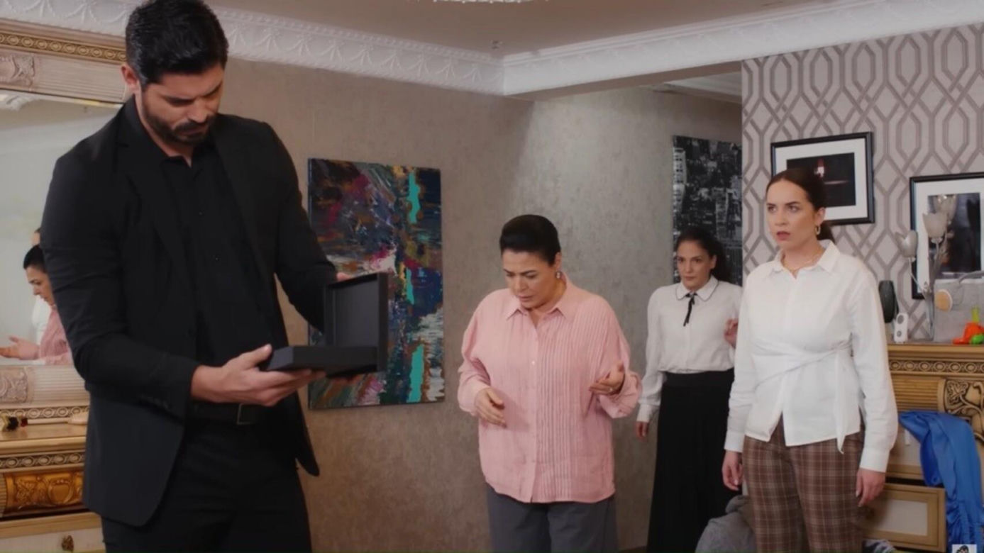 Panna młoda odc. 205. Cihan, Beyza, Mukadder