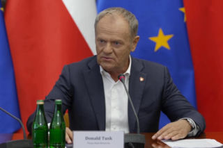 Donald Tusk zabrał głos ws. ataków w szkołach. Powiedział, co miał ze sobą 15-letni nożownik 