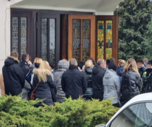 Pogrzeb Majeczki, która zginęła, wracając z placu zabaw