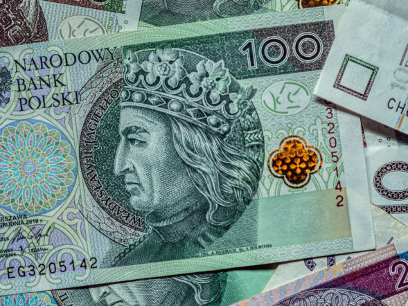 Polacy nie chcą długoterminowych lokat. Liczy się dla nich dostęp do pieniędzy