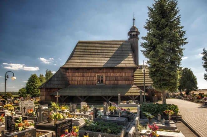 To jedno z najpiękniejszych śląskich miast. Zachwyca nie tylko unikatowym rynkiem, ale też drewnianym kościołem