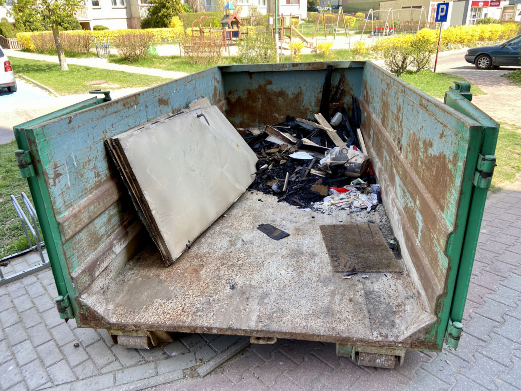 Tragiczny pożar w Suwałkach. W windzie spłonął mężczyzna