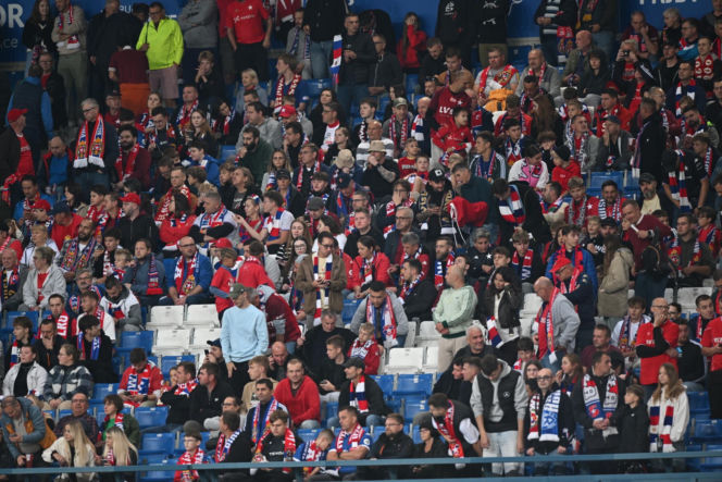 Tak kibice Wisły Kraków bawili się na trybunach. Znajdź się na zdjęciach