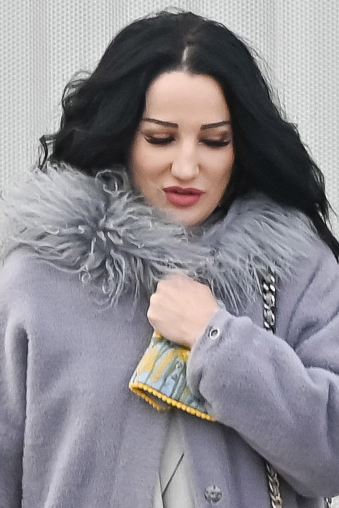 Justyna Steczkowska boso na śniegu