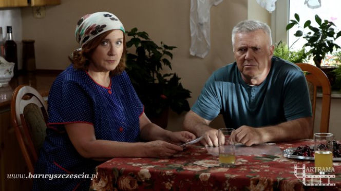 Barwy szczęścia odcinek 1371. Waleria Koszyk (Ewa Ziętek), Leon Małkowski (Włodzimierz Matuszak)