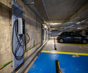 Warszawa obiecała mieszkańcom parkingi podziemne i... cisza. Powstał tylko jeden