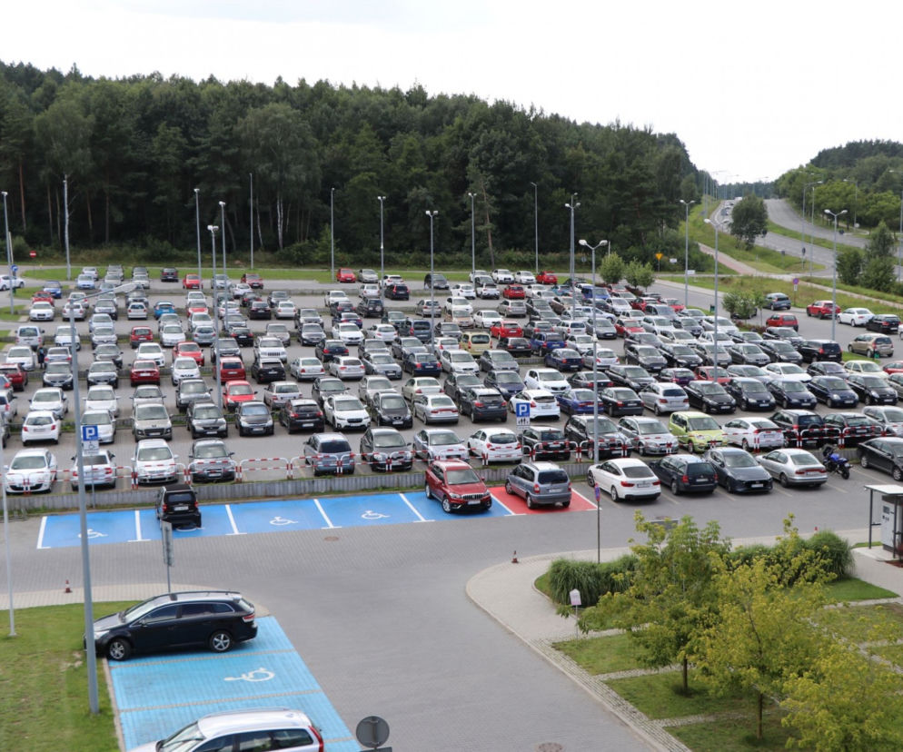 Koniec darmowego parkowania przy Starostwie Powiatowym w Kielcach. Wprowadzają opłaty