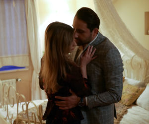 Pierwsza miłość. Kalina (Magdalena Wieczorek), Alejandro Maria de Valdez (Maciej Maciejewski) 