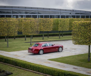 Rolls Royce Red Phantom 
