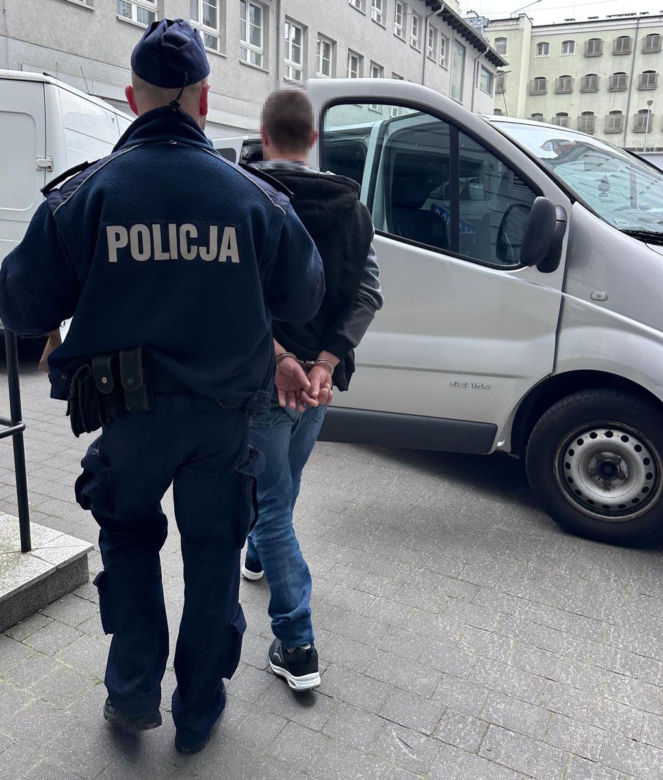 Ogólnopolska akcja policji. Tysiące funkcjonariuszy, ponad 1500 zatrzymanych. Zdjęcia z działań