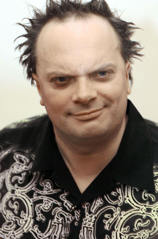 Krzysztof Skiba i jego wizerunek na przestrzeni lat. Tak zmieniał się lider Big Cyca