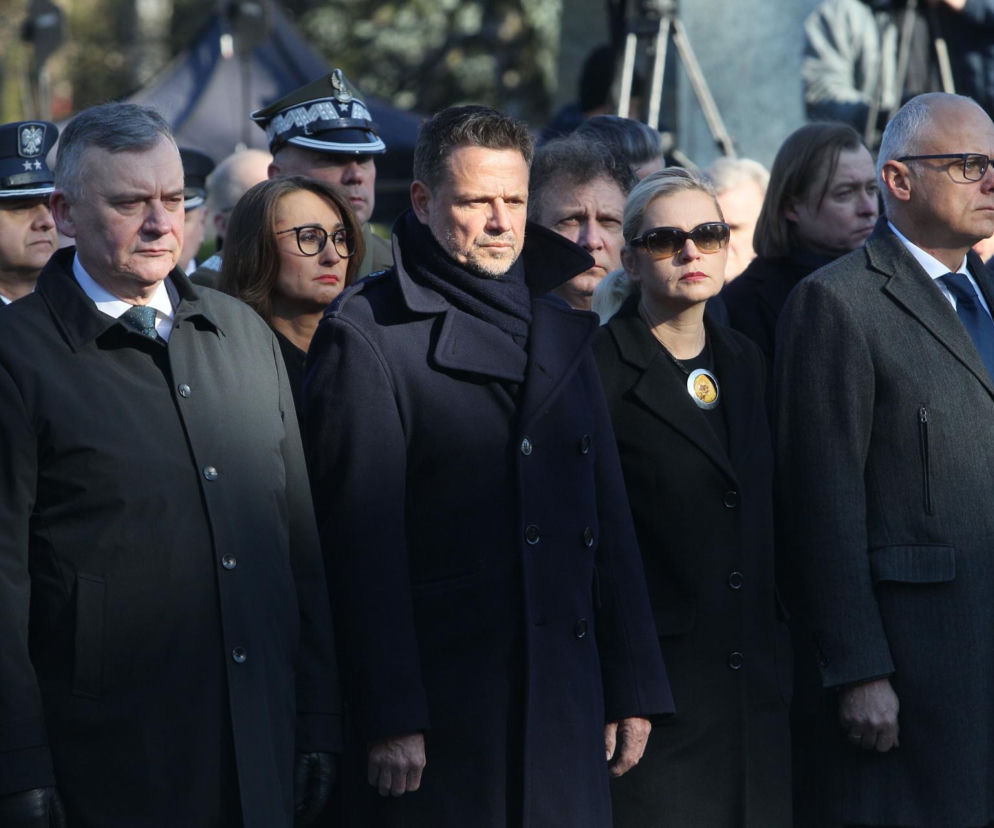 Obchody 16. rocznicy katastrofy smoleńskiej. Powązki