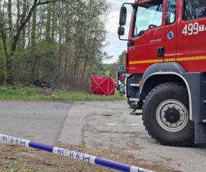 Tragedia na DK 42 Starachowice - Rudnik.  W wypadku zginął motocyklista