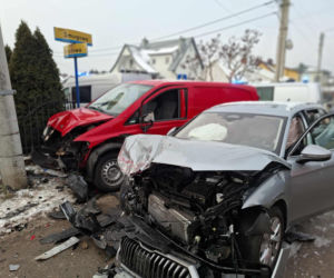 Wypadek u zbiegu ulic Miodowej i Smugowej