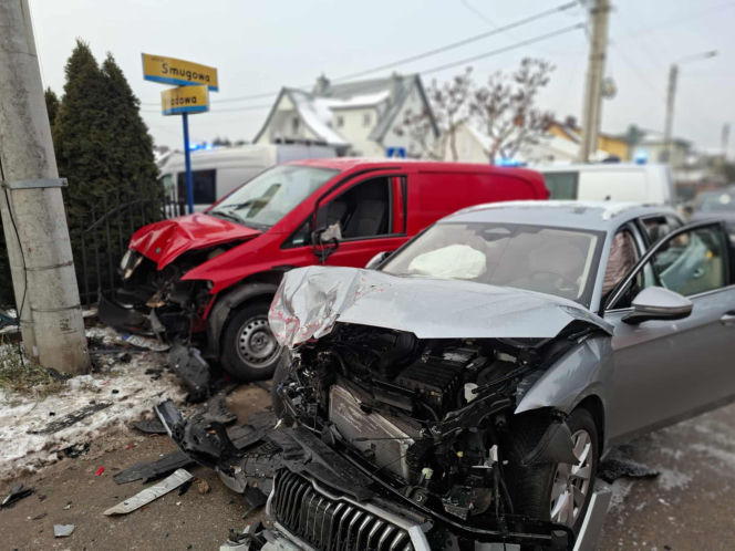 Wypadek u zbiegu ulic Miodowej i Smugowej