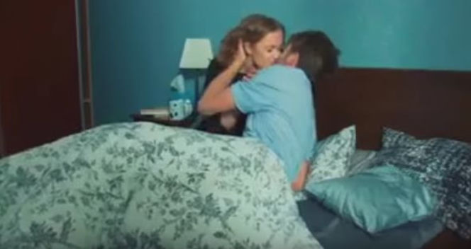 Barwy szczęścia, Angela (Helena Englert), Robert (Józef Grzymała)