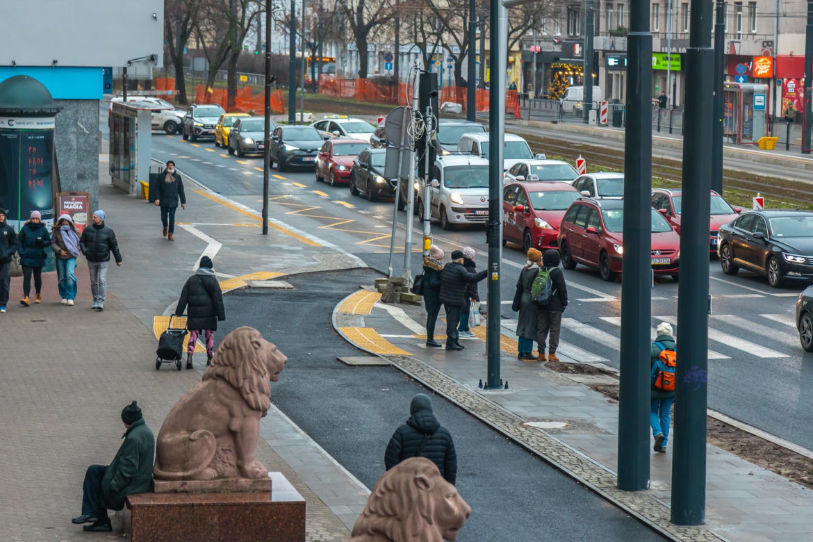 Budowa tramwaju na Rakowieckiej w Warszawie w styczniu 2025 r.