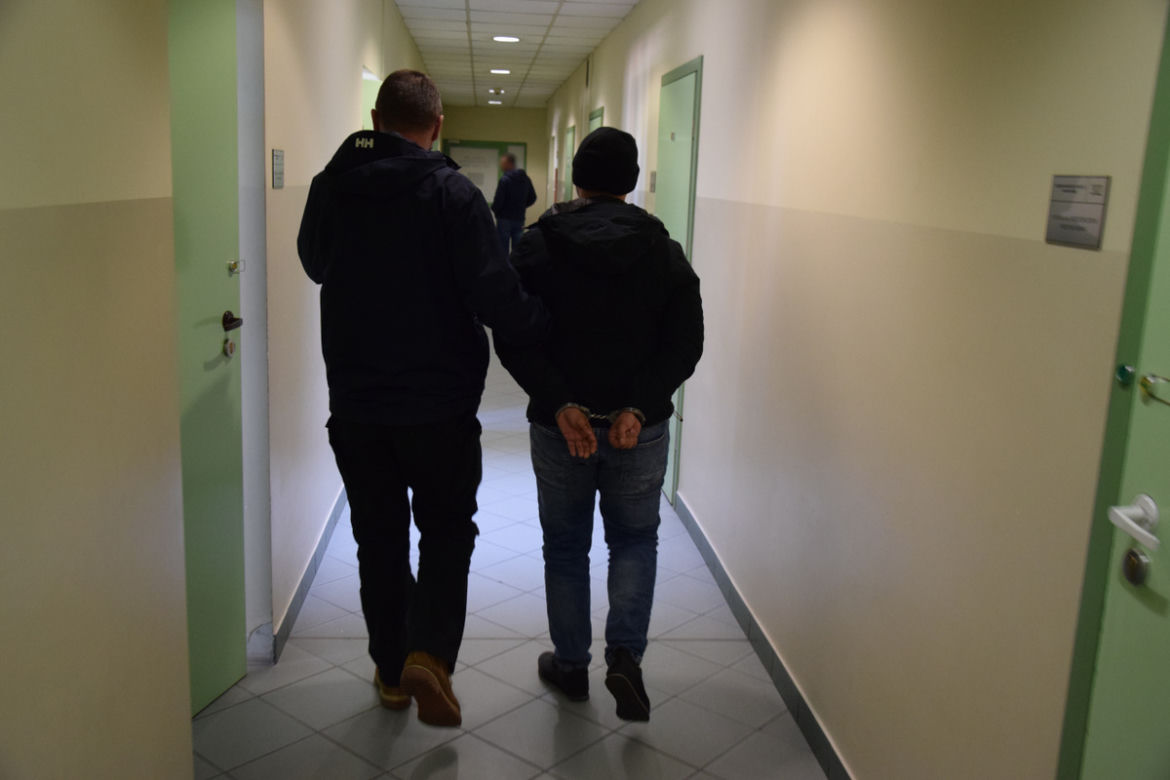 Szajka oszustów okradła zakonników z Krakowa. Duchowni stracili gigantyczne oszczędności