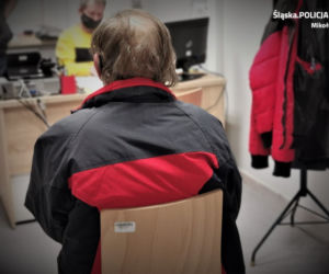Krwawa jatka na imprezie w Łaziskach Górnych. 60-latek dźgnął sąsiada nożem