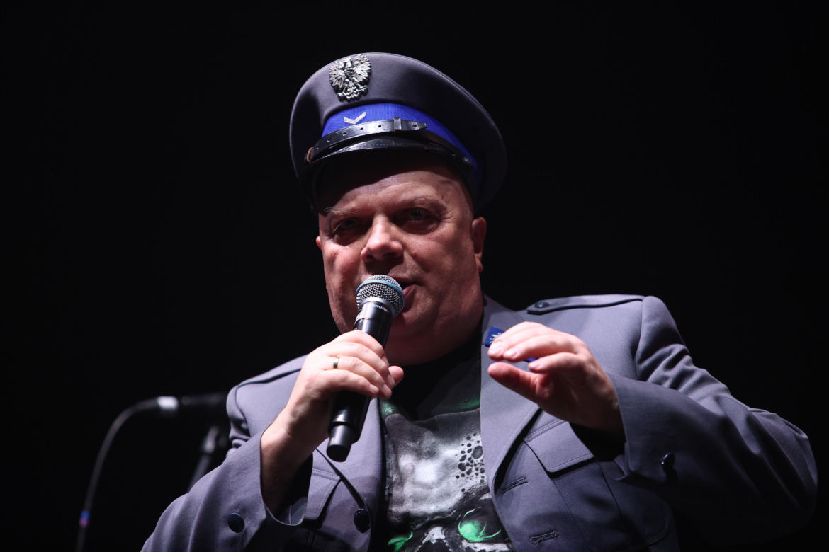 Koncert "Zadzwońcie po milicję" w katowickim Spodku