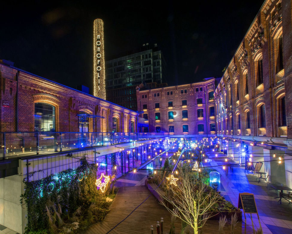 Świąteczne iluminacje robią w Łodzi klimat, Monopolis