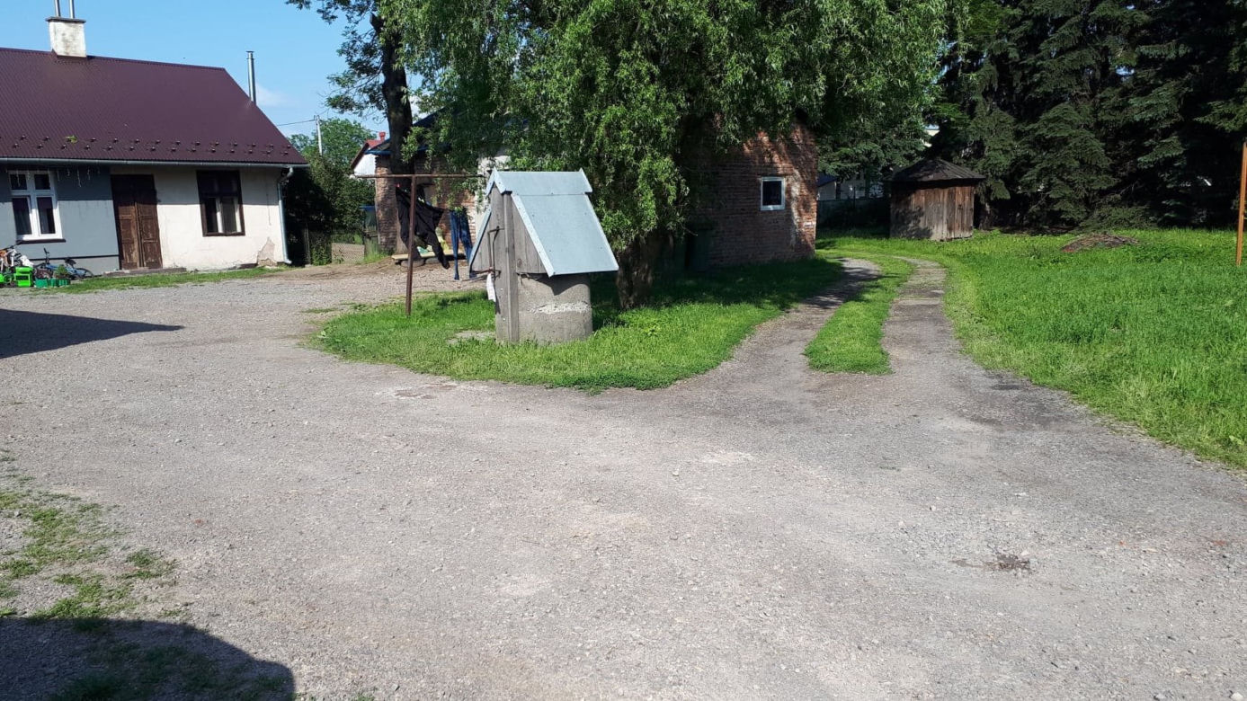 Podkarpackie. Córka z samotności skoczyła do studni