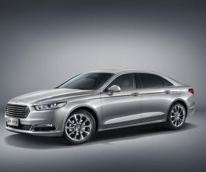 Ford Taurus 2015