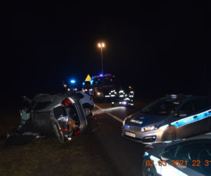 Tragiczny wypadek w Brzozie koło Torunia! 73-latka zmarła w szpitalu