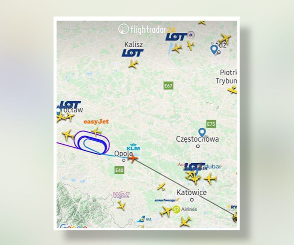 Cztery samoloty nie mogą wylądować w Krakowie. Poleciały do Pyrzowic. Winna gęsta mgła