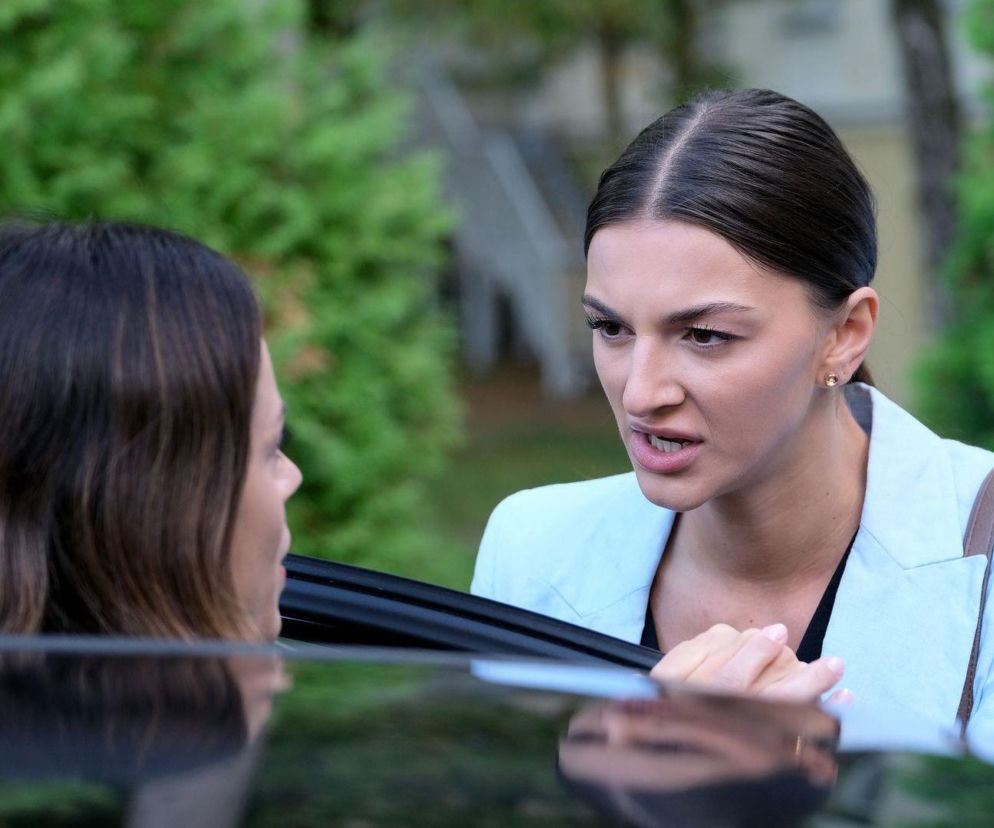 M jak miłość odc. 1915. Anka Sokołowska (Katarzyna Russ), Kasia (Paulina Lasota)