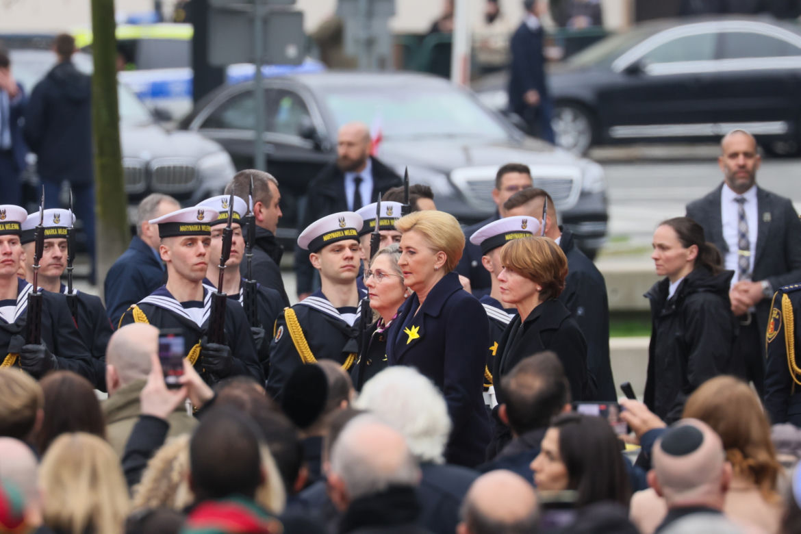 Prezydenci oddali hołd bohaterom getta warszawskiego 