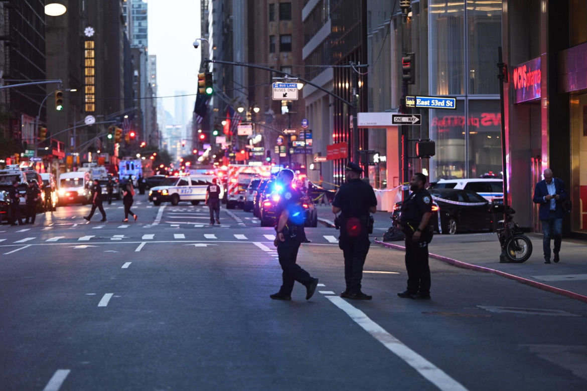 Masakra na Manhattanie! Mężczyzna otworzył ogień w wieżowcu