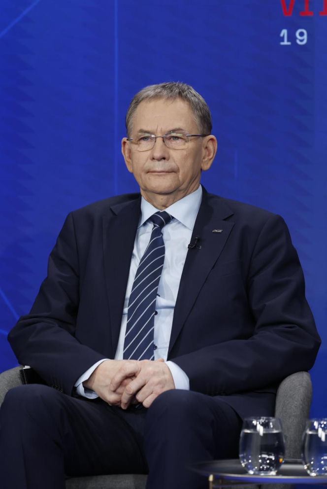 Debata local content