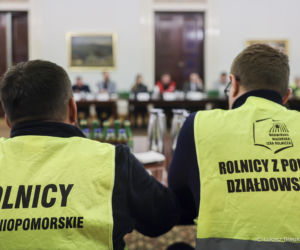 Prezydent Nawrocki rozmawia z rolnikami w Warszawie