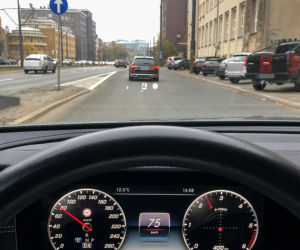 Kaczyński chodzi bez maseczki
