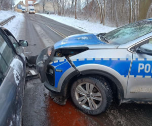 Dramatyczny pościg w Chojnowie. Uciekał przed policją, raniąc dwóch funkcjonariuszy