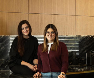 Między minimalizmem a złotym detalem. Elegancki dom w Katowicach