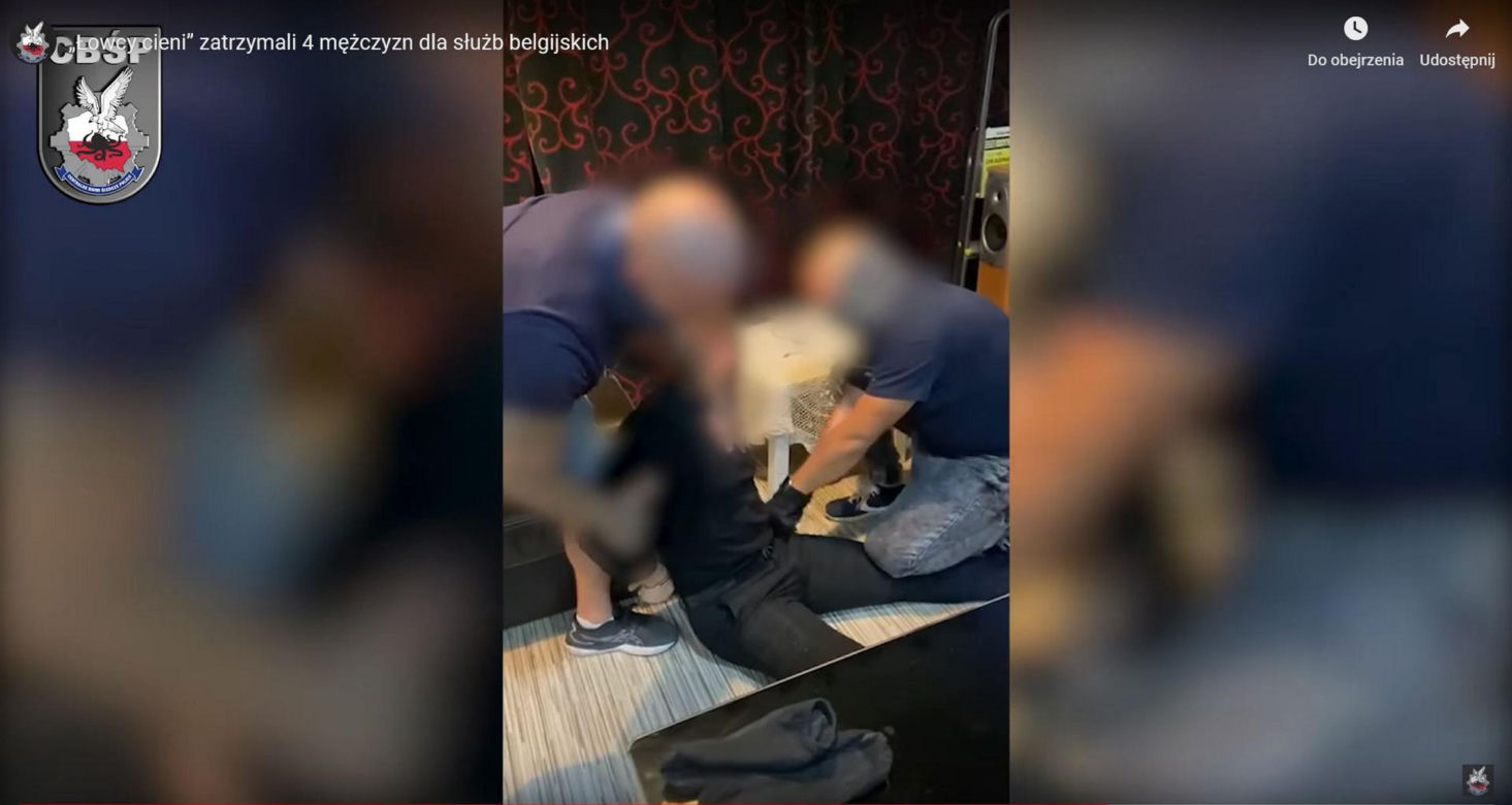 Dramatyczne porwanie w bronią w ręku? Byli poszukiwani w całej Europie. Zatrzymali ich w stolicy i Radomiu