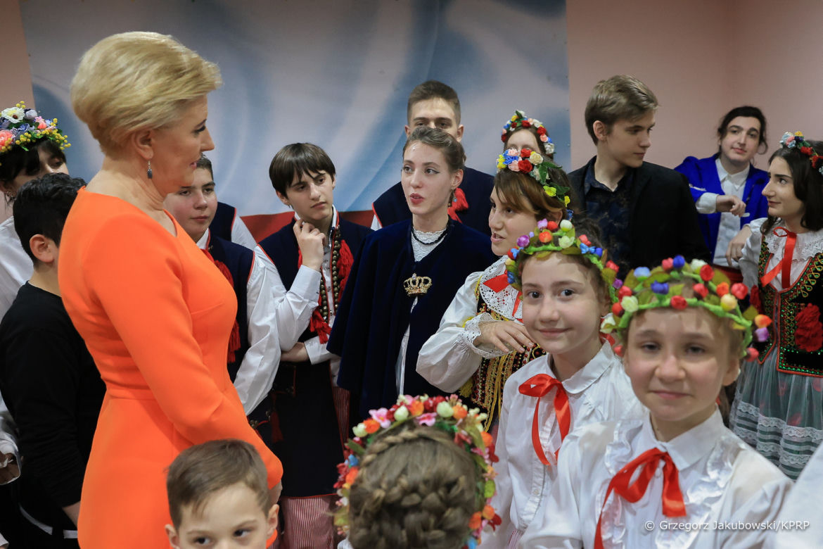 Agata Duda niczym Mandaryna!