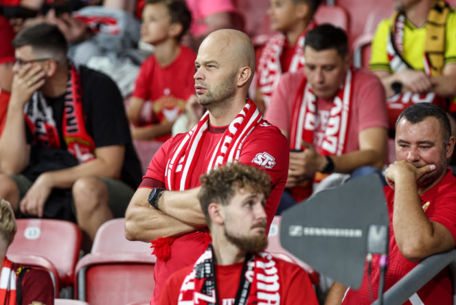 Widzew Łódź - Lech Poznań: Zdjęcia kibiców z meczu 6. kolejki PKO BP Ekstraklasy
