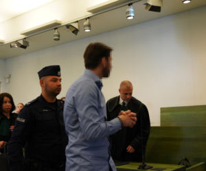 Były policjant poćwiartował i podpalił ciało budowlańca. Rodzina walczy o dożywocie